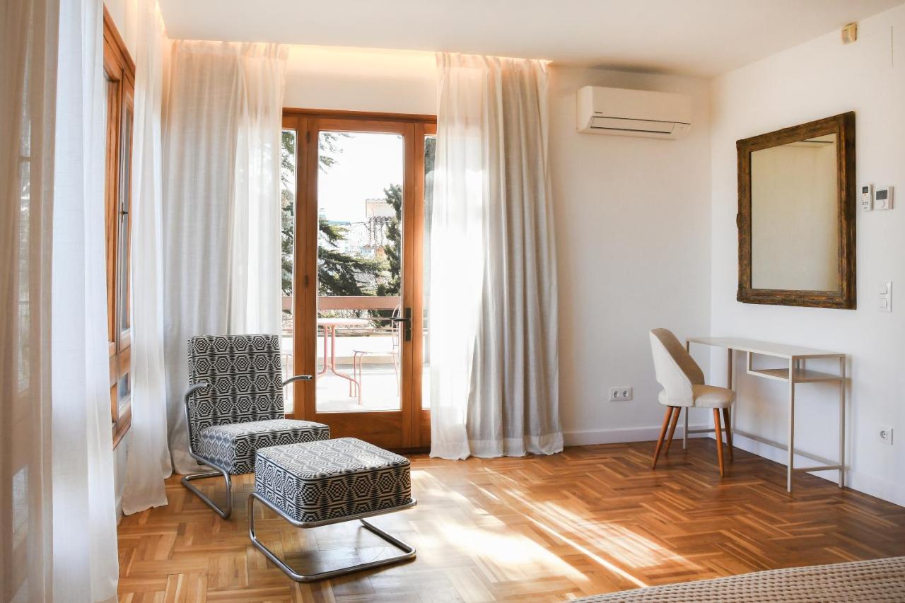 Casa Maui Otel Banyoles Dış mekan fotoğraf